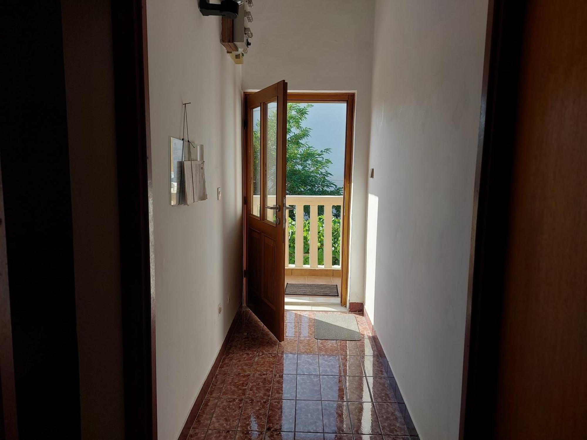 Studio-App Iva, Balcony With Sea View - 50 M From Beach Pag Town Exteriör bild